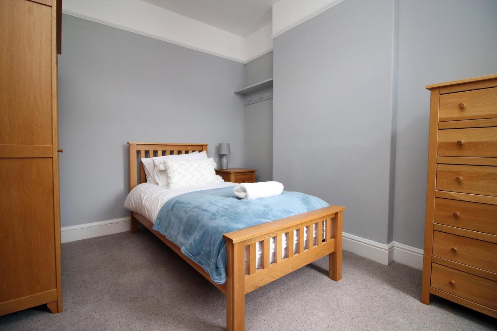 Quiet And Spacious 3 Bedroom Cardiff Exterior foto